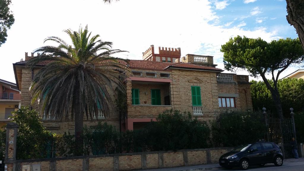Appartamento Esmeralda Tortoreto Buitenkant foto